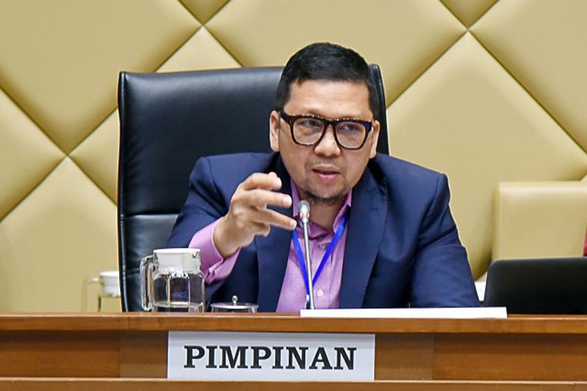 Komisi II Minta Tinjau Ulang Penghapusan Tenaga Honorer