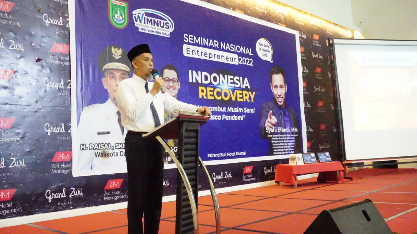 Diikuti Ratusan Pelajar, Wako Dumai Buka Seminar Nasional Entrepreur 2022 Indonesia Recovery
