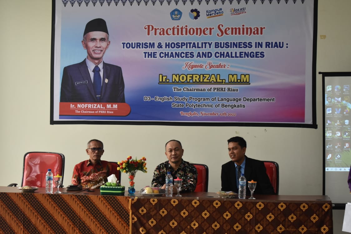 Prodi D3 Bahasa Inggris Polbeng Gelar Seminar Praktisi Tourism and Hospitality