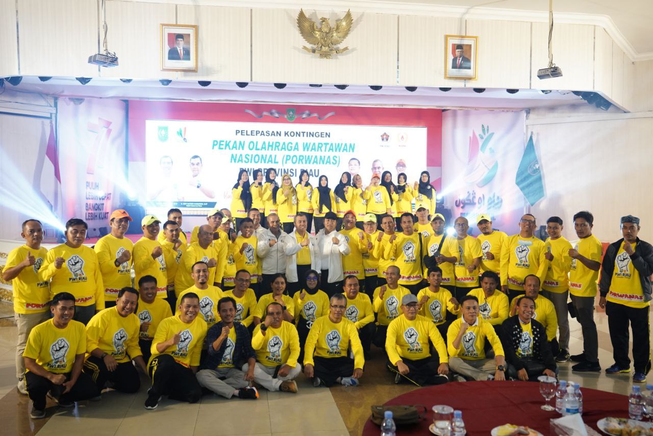 Gubri Lepas 3 Kontingen Riau yang akan Bertanding di Multi Event Olahraga Nasional