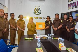 Kejari Bengkalis Selamat Aset Daerah 24,9 Miliar Lebih, Bupati Kasmarni Ucap Terima KasihÂ 