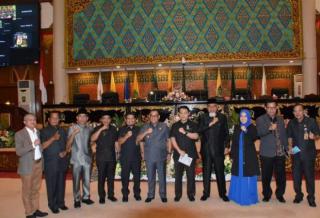 DPRD Riau Gelar Paripurna Penyampaian Gubernur Atas Pandangan Umum Fraksi