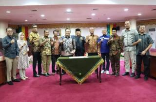 Banggar DPRD Riau Rapat Evaluasi KUA-PPAS APBD-P Riau 2022