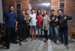 Peselancar Dunia Antusias Sambut Festival Bono Surfing 2022