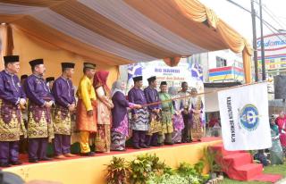 Bupati Lepas Pawai Taaruf MTQ ke-47 Tingkat Kabupaten Bengkalis di Bukitbatu