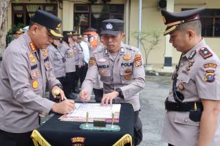 Kapolresta Pekanbaru Pimpin Sertijab Empat Perwira