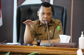 Pj Walikota Pekanbaru Janjikan Reward kepada Petugas DPKP yang Gugur Saat Bertugas