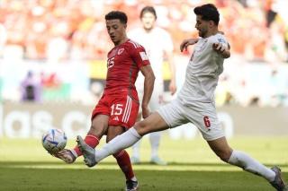 Piala Dunia 2022: Kiper Dikartu Merah, Wales Takluk dari Iran