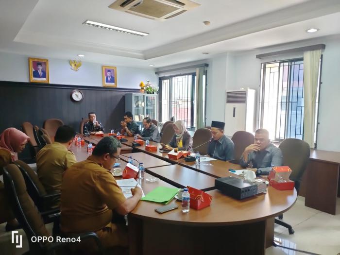 Hearing Komisi I Dengan Kesbangpol Pekanbaru Bahas Bankeu Parpol Pemilu 2024