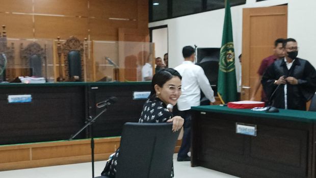 Penangguhan Penahanan Nikita Mirzani Ditolak, Hakim: Jangan Loyo