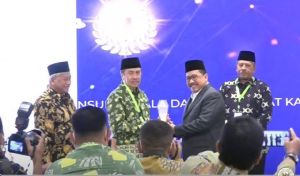 Selamat! Gubri Syamsuar Dianugerahi Penghargaan Sebagai Tokoh Wakaf Nasional Unsur Kepala Daerah