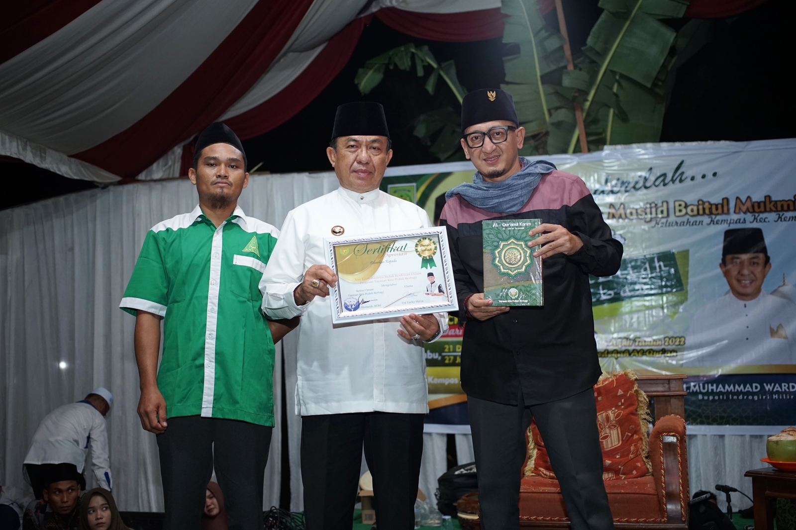 Bupati Wardan Hadiri Pengajian Akbar Bersama Ustadz Kondang Zacky Mirza