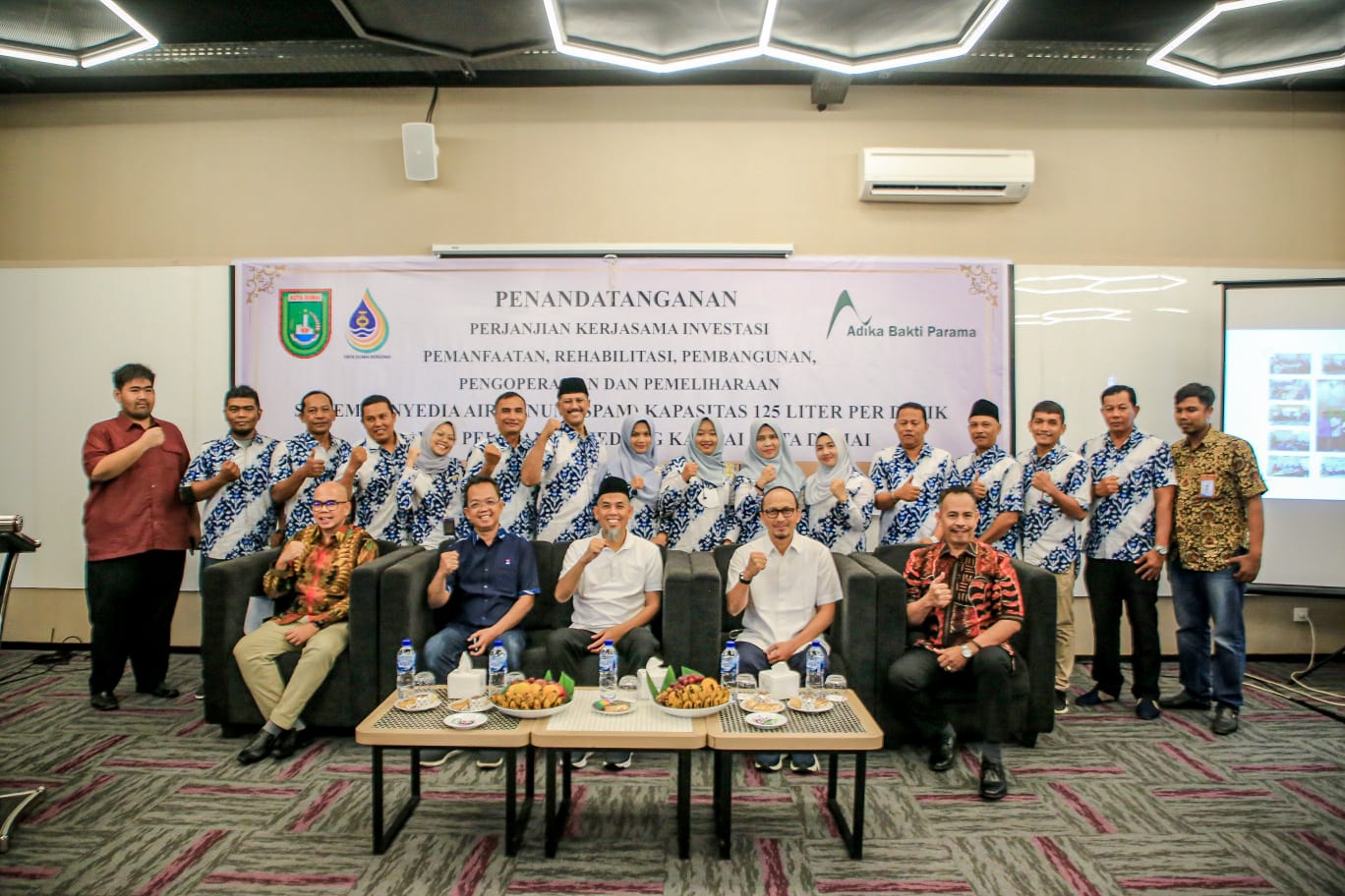 Perumdam Tirta Dumai Bersemai Bersama Pihak Investor Tandatangani PKS