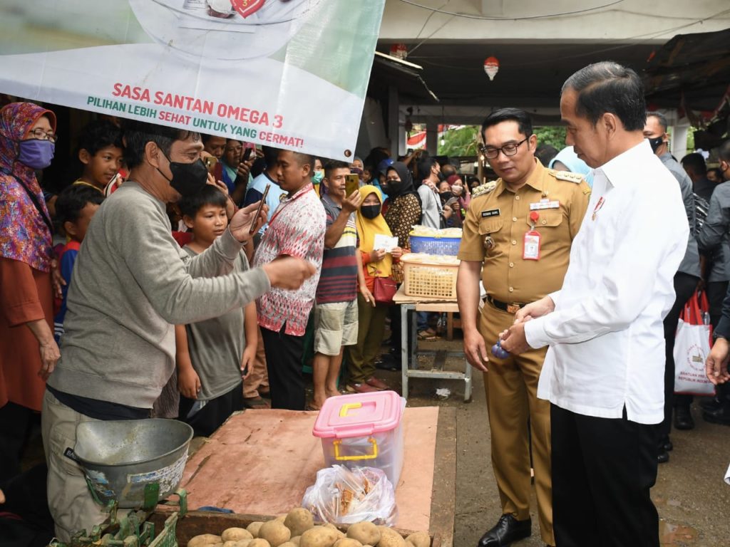 Ini Alasan Presiden Jokowi Larangan Penjualan Rokok Batangan