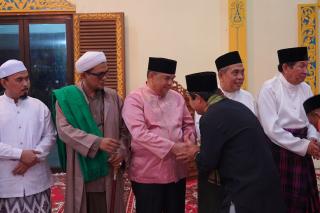 Wagubri Edy Natar Hadir di Majelis Dzikir Mingguan LAM Riau