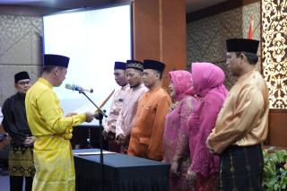 Bupati Lantik Pengurus IWKRH dan IPEMAROHIL di Jakarta Secara Serentak