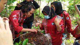 Tim P2MD Polbeng Tinjau Budidaya Madu Siak