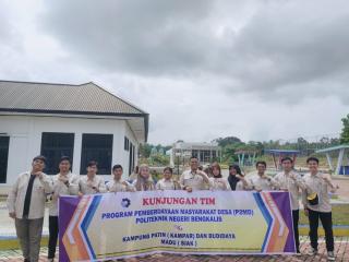 Himpunan Mahasiswa Mesin Polbeng Belajar Pengembangan Usaha Masyarakat ke Kampung Patin