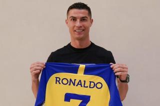Resmi! Cristiano Ronaldo Gabung Al-Nassr, Dibayar Rp 6,3 Juta Per Menit