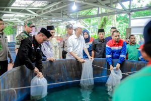 Pertagas Hadirkan Program Budidaya Ikan Gurami di Kota Dumai