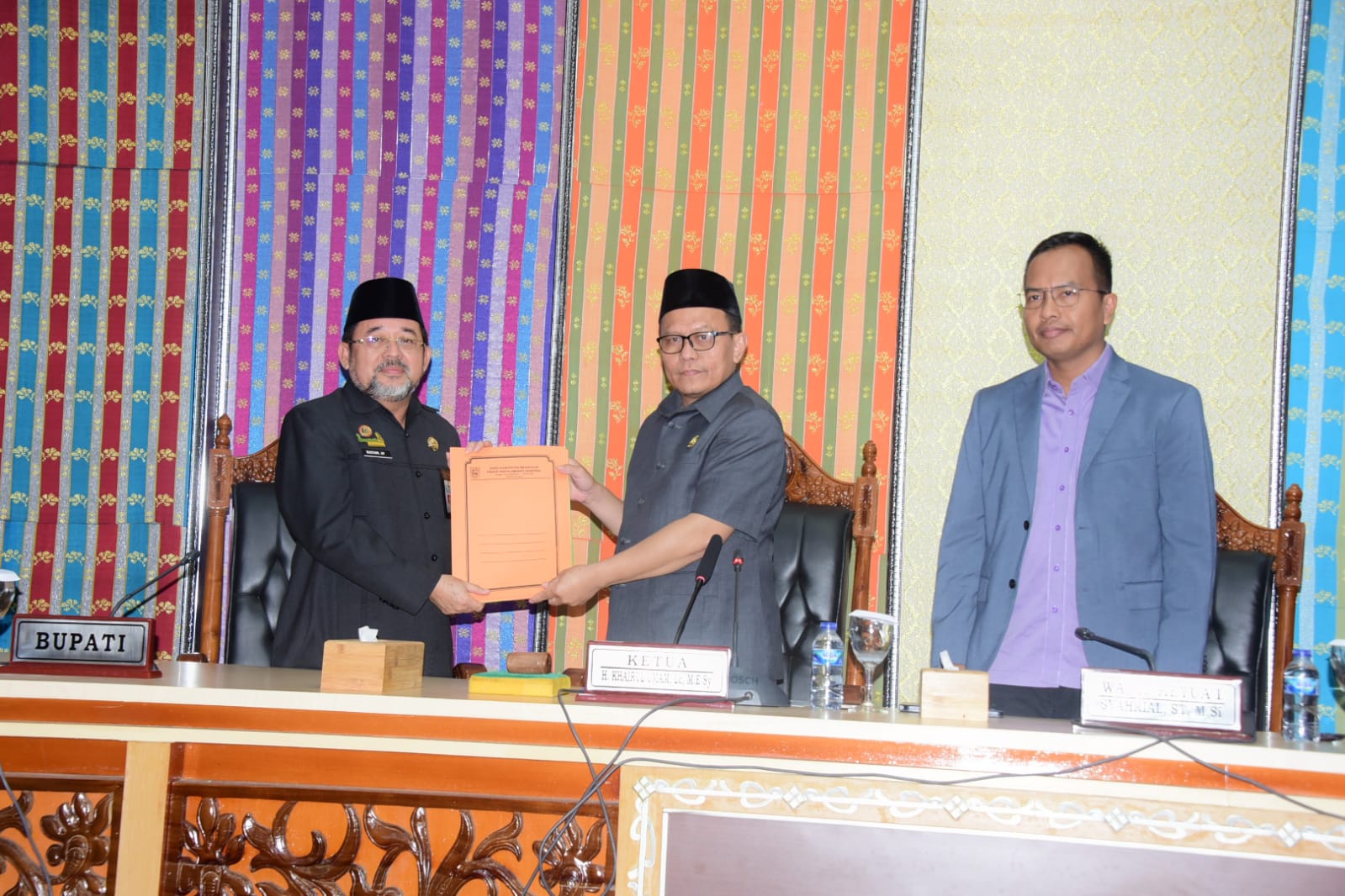 Sekda Bengkalis Terima Laporan Hasil Reses Masa Sidang I tahun 2022