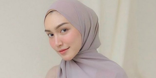 Aktris Melody Prima Resmi Bercerai, Bukan karena KDRT