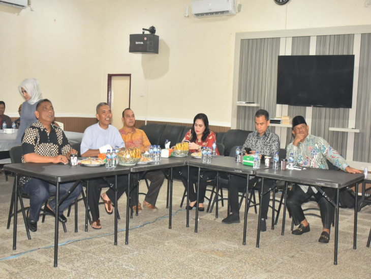 Bareng Forkopimda, Pj Bupati Kampar Nobar Wayang dengan Labon "Pandowo Boyong"