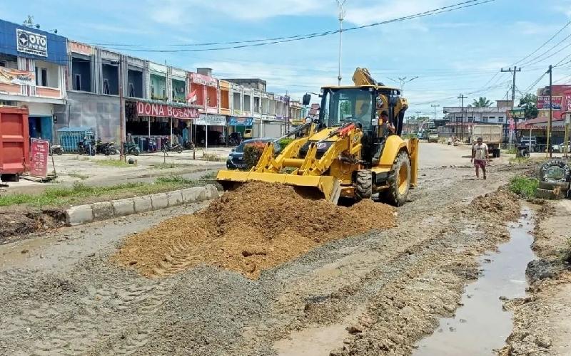 Gawat! 1.036,64 Km Jalan Provinsi Riau Kondisinya Rusak