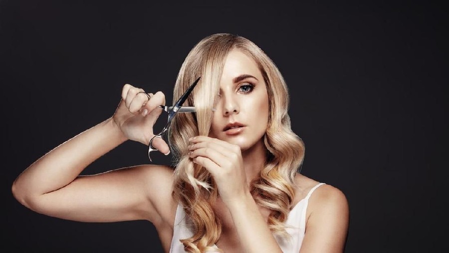 Lagi Tren di TikTok, Ini Fakta dari Butterfly Haircut