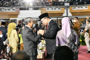 Gubernur Syamsuar Hadiri Pelantikan Rektor IPB