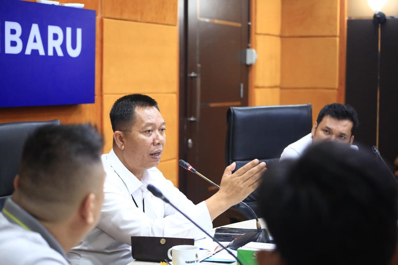 Pemko Berencana Gandeng Pihak Ketiga Tata Tiang Fiber Optik