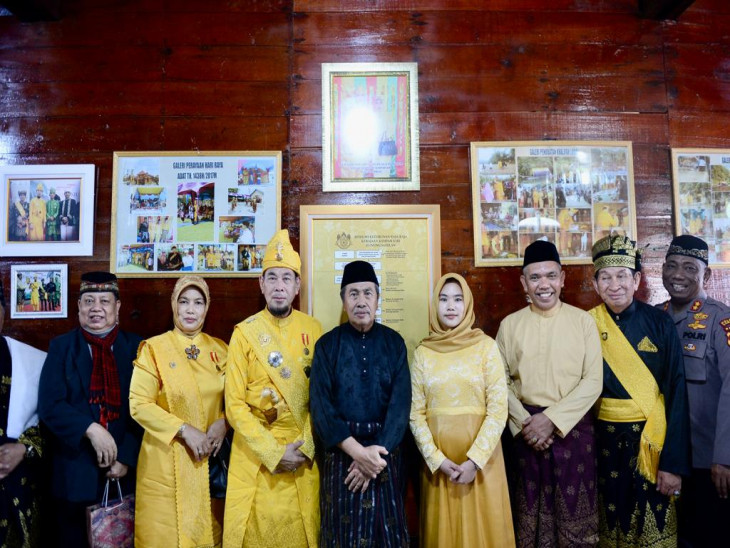 Pj Bupati Kampar Hadiri Haul Raja-Raja dan HUT ke-6 Penobatan Raja XII Rantau Kampar Kiri