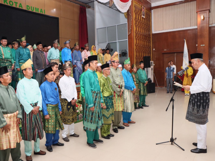 Pj Bupati Kampar Lantik H Indra Gunawan Sebagai Ketua Umum IKKD