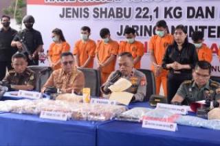Lapas Pekanbaru Buru Pemasok Handphone kepada Napi Pengendali Narkoba