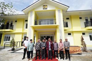 Masrul Kasmy Resmikan Rumah Susun di Kampus UnilakÂ 