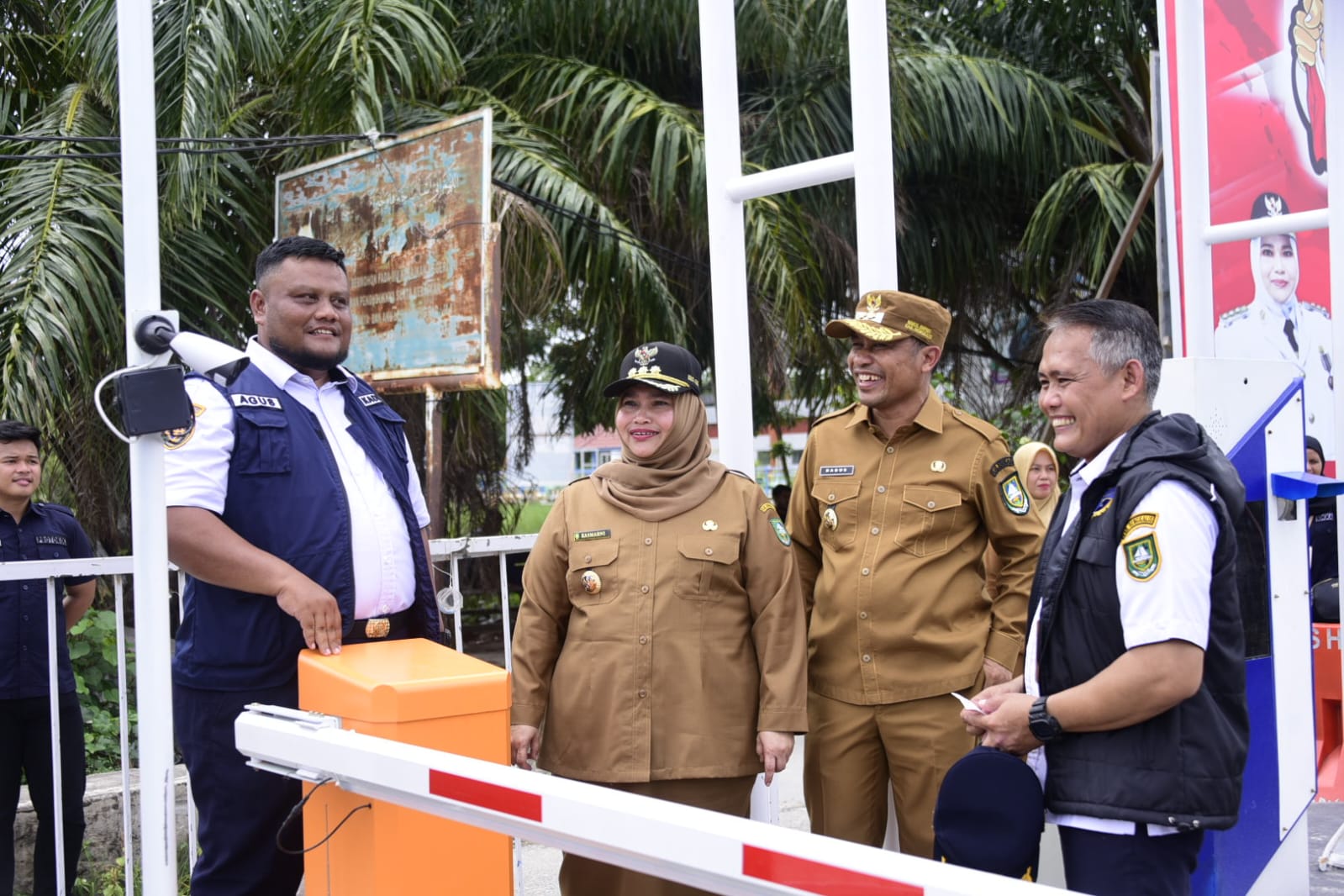 Cek Penerapan E-Ticketing, Bupati Kasmarni Tinjau Pelabuhan Roro Sungai Selari