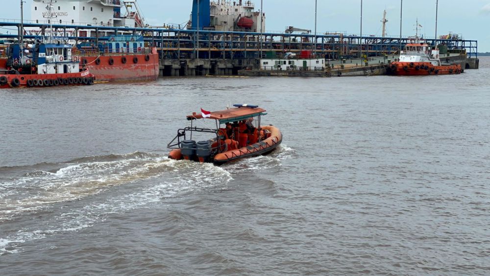 Tim SAR Cari Pemuda Bernama Acen yang Tenggelam di Pulau Perairan Beting Aceh, Rupat Utara