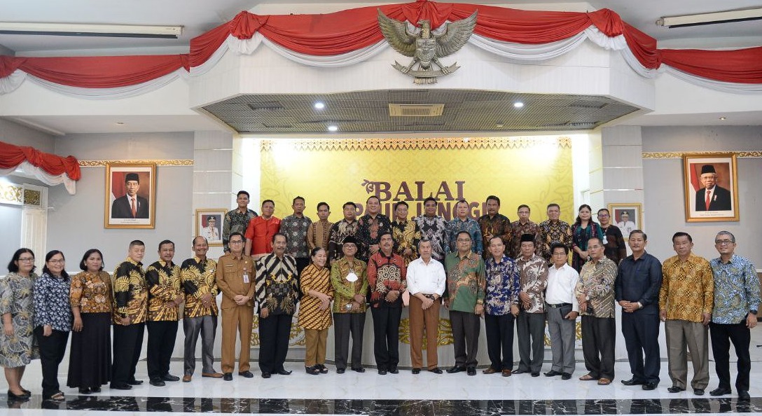 Gubernur Syamsuar Terima Silaturahmi Pendeta Se-Pekanbaru