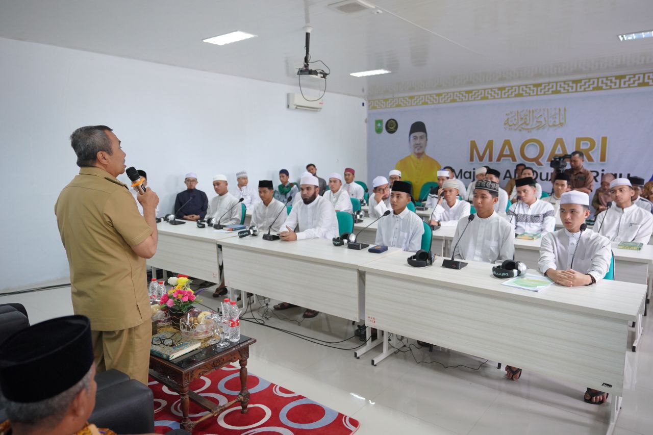 Tinjau Siswa Maqari, Gubri Ingin Generasi Muda Riau Jadi Penghafal Al Quran