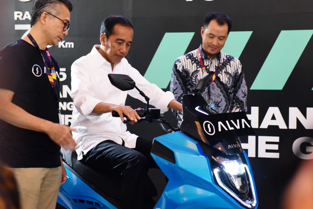 Pemerintah Dorong Pertumbuhan Kendaraan Listrik