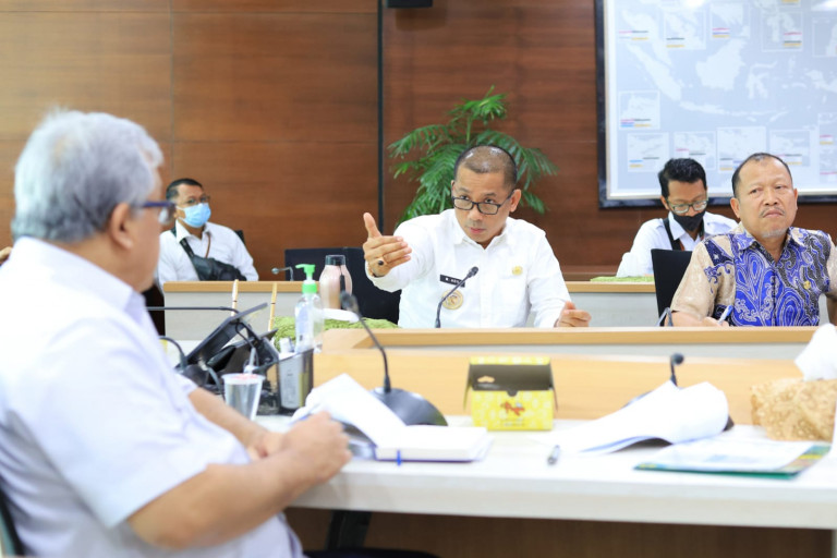 Sambangi Kementerian PUPR dan Kementerian Perhubungan, Bupati Adil: Meranti Butuh Jembatan dan Pelab