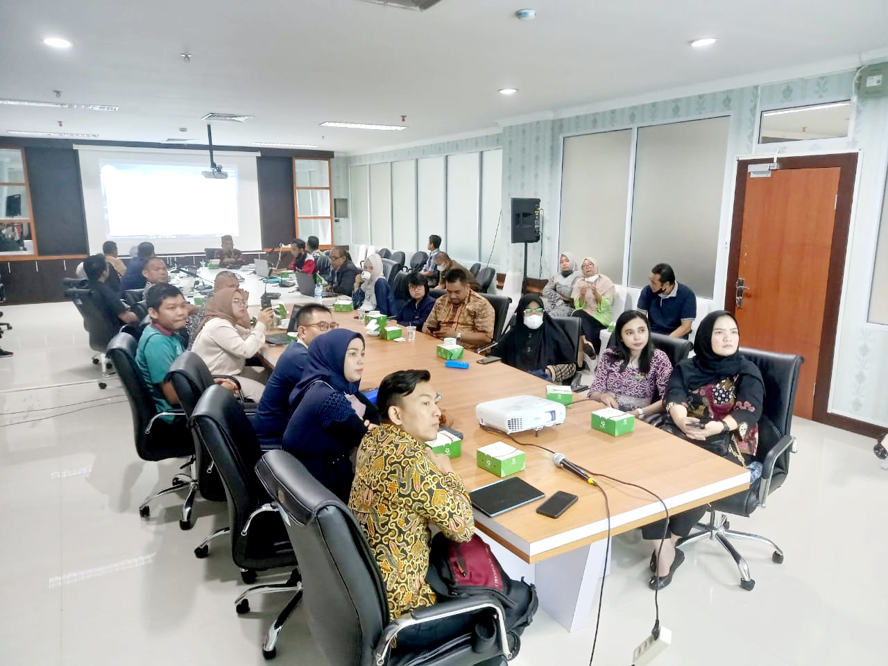 Pemko Pekanbaru Gelar Rapat Persiapan Transaksi Katalog Elektronik Lokal