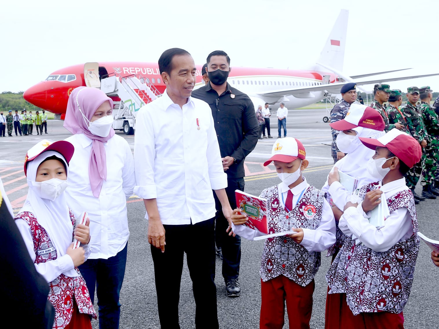 Sempat Menangis, Akhirnya Siswa SD di Balikpapan Bisa Bertemu Presiden