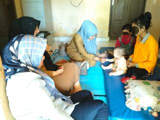 Dinsos Salurkan Bantuan Makanan untuk Puluhan Orang Terlantar