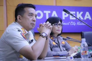 SP1 Tak Diindahkan, Satpol PP Pekanbaru Turun Tertibkan Bangunan Langgar GSB