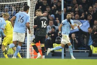 Bungkam Aston Villa, Manchester City Terus Pepet Arsenal