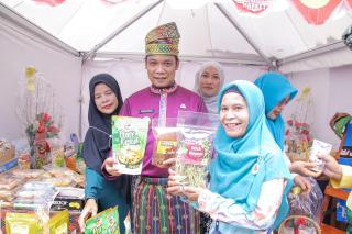 Pj Wali Kota Tinjau Bazar MTQ Tingkat Pekanbaru tahun 2023