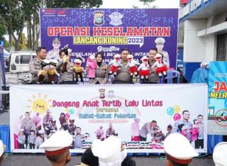 Satlantas Polresta Pekanbaru Tampilkan Dongeng Lalu Lintas di Car Free Day