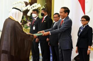 Presiden Jokowi Terima Surat Kepercayaan Sebelas Duta Besar Negara Sahabat