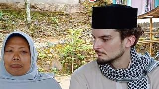 Berkat Aplikasi Kencan Online, Ustazah di Lombok Dinikahi Bule Belgia  Dok. TikTok @lombokdokumen